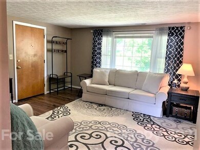 530 Whispering Hills Dr unit 3, Hendersonville, NC 28792 - photo 6