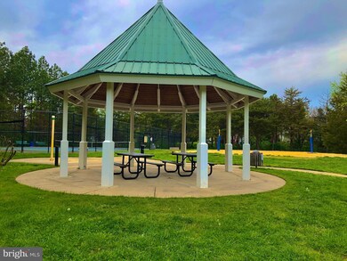 12607 Noble Victory Ln, Reston, VA 20191 - photo 5