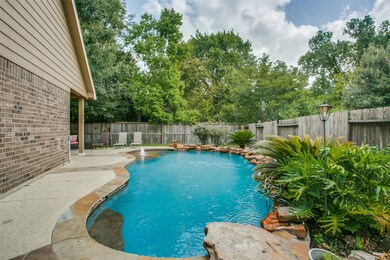 23742 Hiddenbriar Loop, Tomball, TX 77375 - photo 4