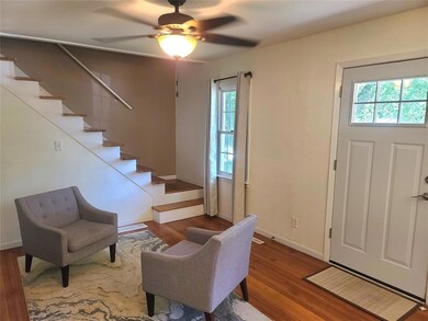 707 E 27th St S, Newton, IA 50208 - photo 3