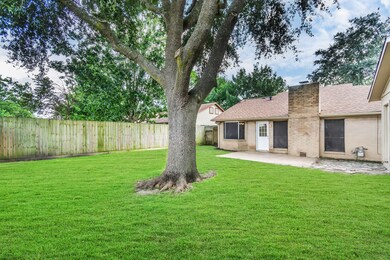 7419 Shady Vale Ln, Houston, TX 77040 - photo 6