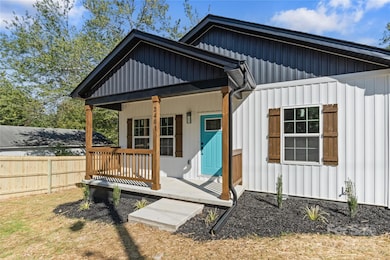 2401 Brookview Ave, Kannapolis, NC 28081 - photo 3