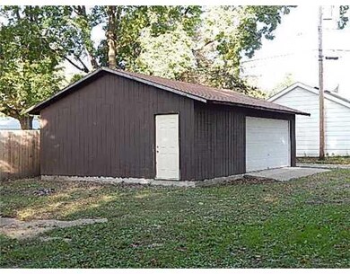 Parking Lot/Garage.