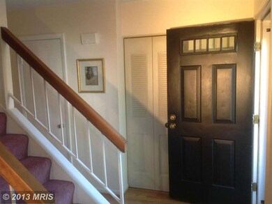 3068 Winter Pine Ct, Fairfax, VA 22031 - photo 2