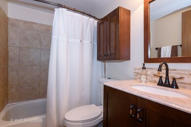 1130 Perry Dr, Algonquin, IL 60102 - photo 3