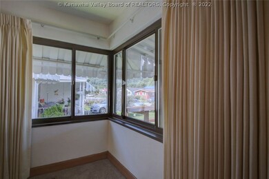 314 25th St, Dunbar, WV 25064 - photo 4