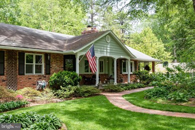 1116 Lyndale Dr, Alexandria, VA 22308 - photo 2