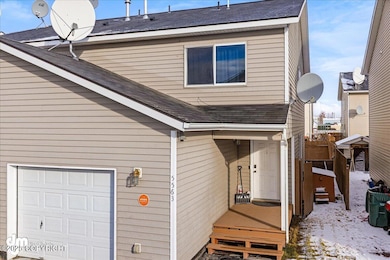 04-Exterior Front-DW-6812