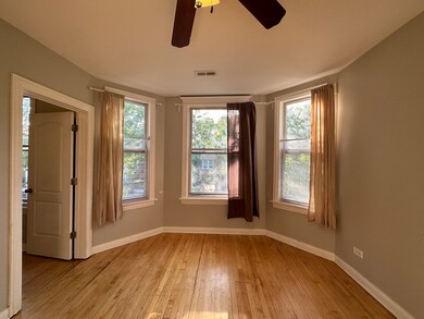 3123 N Kimball Ave unit 2, Chicago, IL 60618 - photo 2