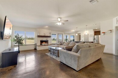 104 Stella Ln, Springtown, TX 76082 - photo 4