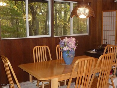 802 Broadmoor Dr, Lords Valley, PA 18428 - photo 5