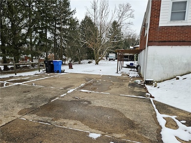 471 Kimlyn Ave, North Huntingdon, PA 15642 - photo 3