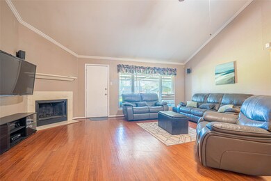 9454 Gulf Bridge St, Houston, TX 77075 - photo 3