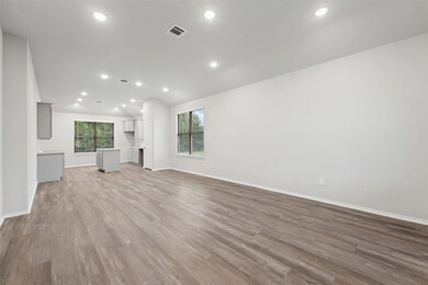 369 Byrd Dr, Lufkin, TX 75901 - photo 4