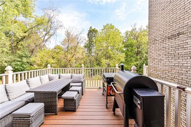 204 Williamsburg Ln unit 204, Export, PA 15632 - photo 7