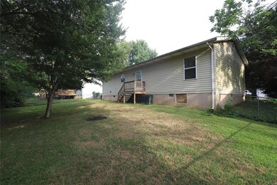 577 Huntleigh Ct, Farmington, MO 63640 - photo 5