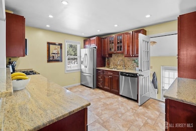 2025 Bell Place, South Plainfield, NJ 07080 - photo 5