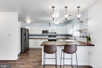 7503 Courtney Place, Hyattsville, MD 20785 - photo 5