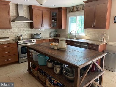 6026 Finchingfield Rd, Warrenton, VA 20187 - photo 4