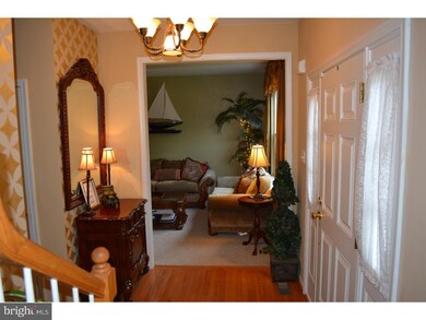 1503 Maywood Ln, Pottstown, PA 19464 - photo 3