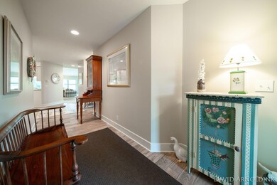 6-web-or-mls-357-turnberry-way