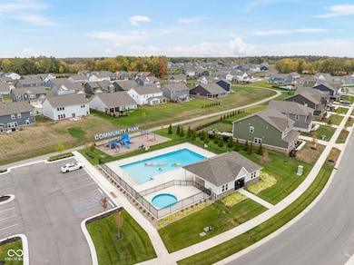 Aberdeen's neighborhood pool & lots of well thought out bike/walking paths. Direct Monon Trail access from neighborhood.  Wow!