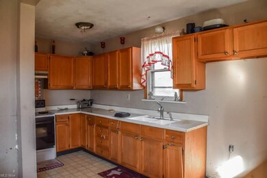 2409 9th St SW, Canton, OH 44710 - photo 4