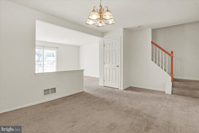 109 Kendal Ct, Sinking Spring, PA 19608 - photo 5