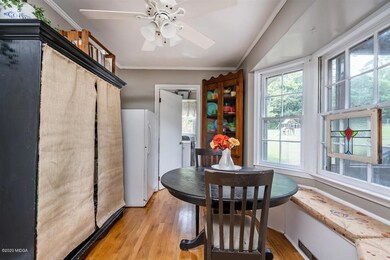Breakfast Nook