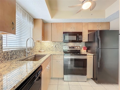 3783 Lake Bayshore Dr unit H404, Bradenton, FL 34205 - photo 5