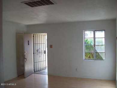023-310765 - Living Room II