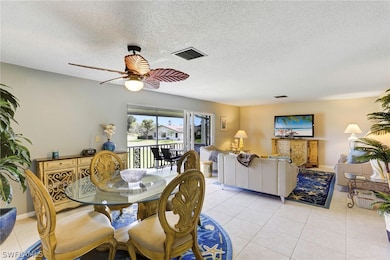 355 Palm Dr unit 732, Naples, FL 34112 - photo 4