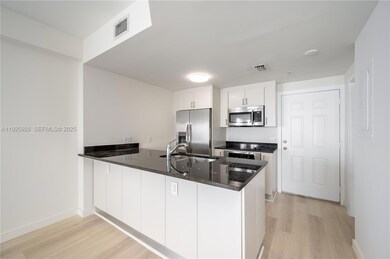 1712 SW 2nd Ave unit 802, Miami, FL 33129 - photo 4