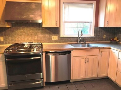 25 Puddingstone Ln, Bellingham, MA 02019 - photo 7