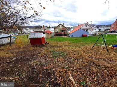 25 Central Ave, Petersburg, WV 26847 - photo 3