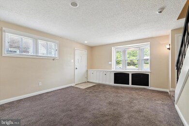 1026 Callahan Ave, Lansdowne, PA 19050 - photo 4