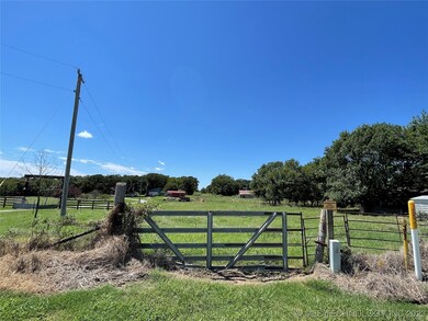 8015 N 145 Rd, Beggs, OK 74421 - photo 2