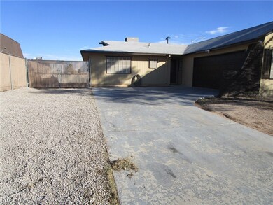 1013 Griscom Ct, Las Vegas, NV 89145 - photo 2