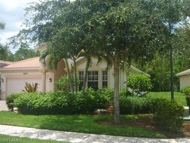 12611 Biscayne Ct, Naples, FL 34105 - photo 3