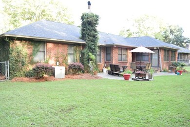 Wonderful Landscaped Yard