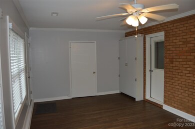 153 E Edison Dr, Statesville, NC 28625 - photo 7