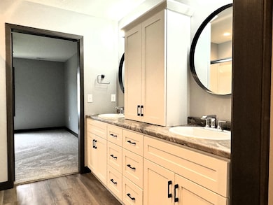 212 34th Ave W, Spencer, IA 51301 - photo 7