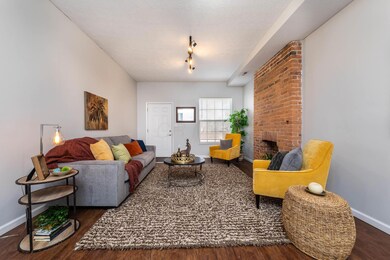 1121 Franklin Ave-08