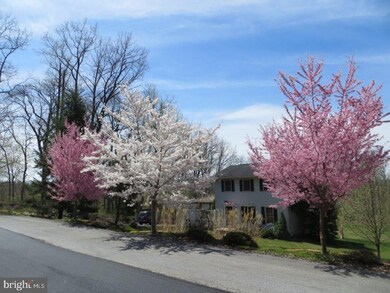 225 Witmer Rd, Reinholds, PA 17569 - photo 3