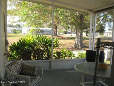 307 Egret Cir, Sebastian, FL 32976 - photo 3