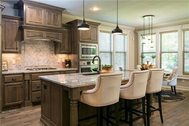 1224 SW Pebble Ln, Lees Summit, MO 64082 - photo 6