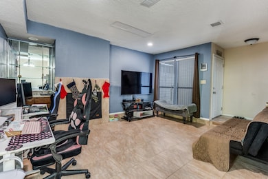 2040 Fleur de Lis Ct, Arlington, TX 76012 - photo 4