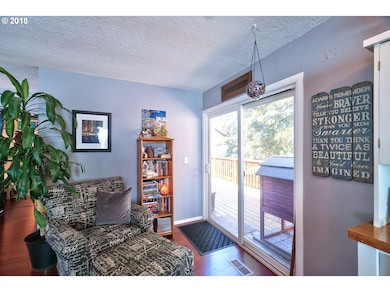 525 SW Monroe St, Sheridan, OR 97378 - photo 5