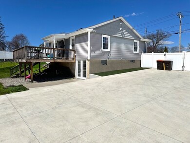 155 Shoemaker Ln, Agawam, MA 01001 - photo 5