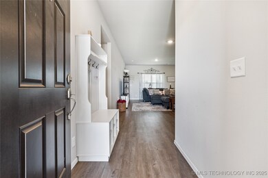 14703 E 39th St S, Tulsa, OK 74134 - photo 3